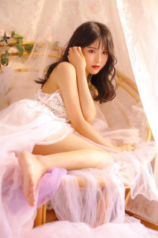 日韩年轻的妈妈